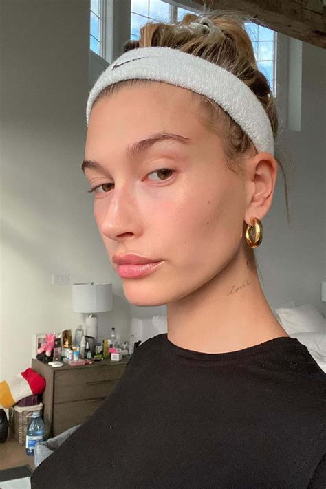 hailey bieber hoop earrings